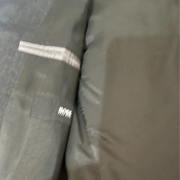 HUGO BOSS JACKET - Picture 2 of 5